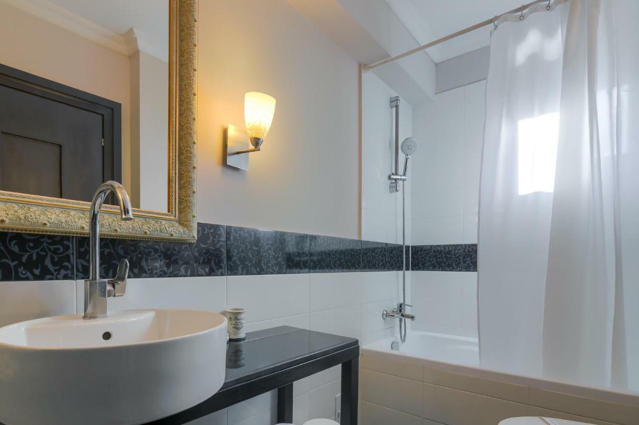 פויאנה ברשוב Rizzo Boutique Hotel מראה חיצוני תמונה